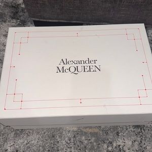 MEN SNEAKERS